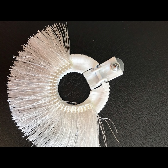 Boho Tassel Earrings White Circle - Picture 4 of 4